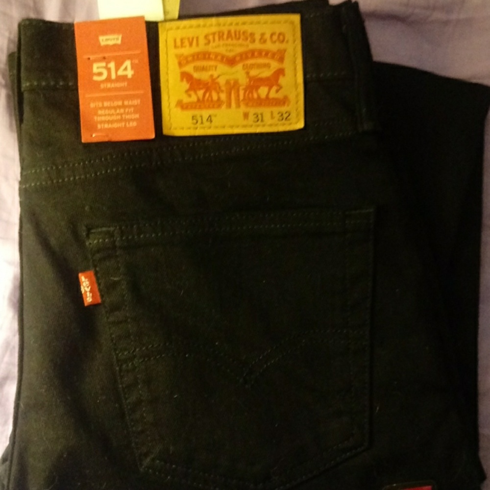 Brand new Mens Levi Jeans 31x32